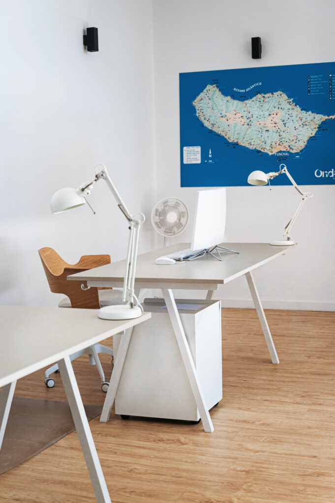 Ondas Rent a Car Office