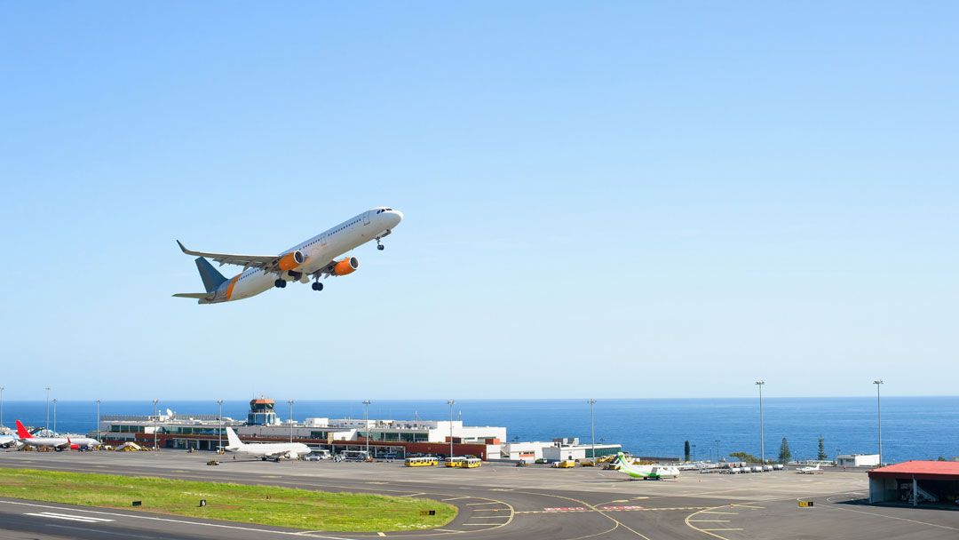 Explore Madeira with Ease: Your Guide to Car Hire at Madeira Airport